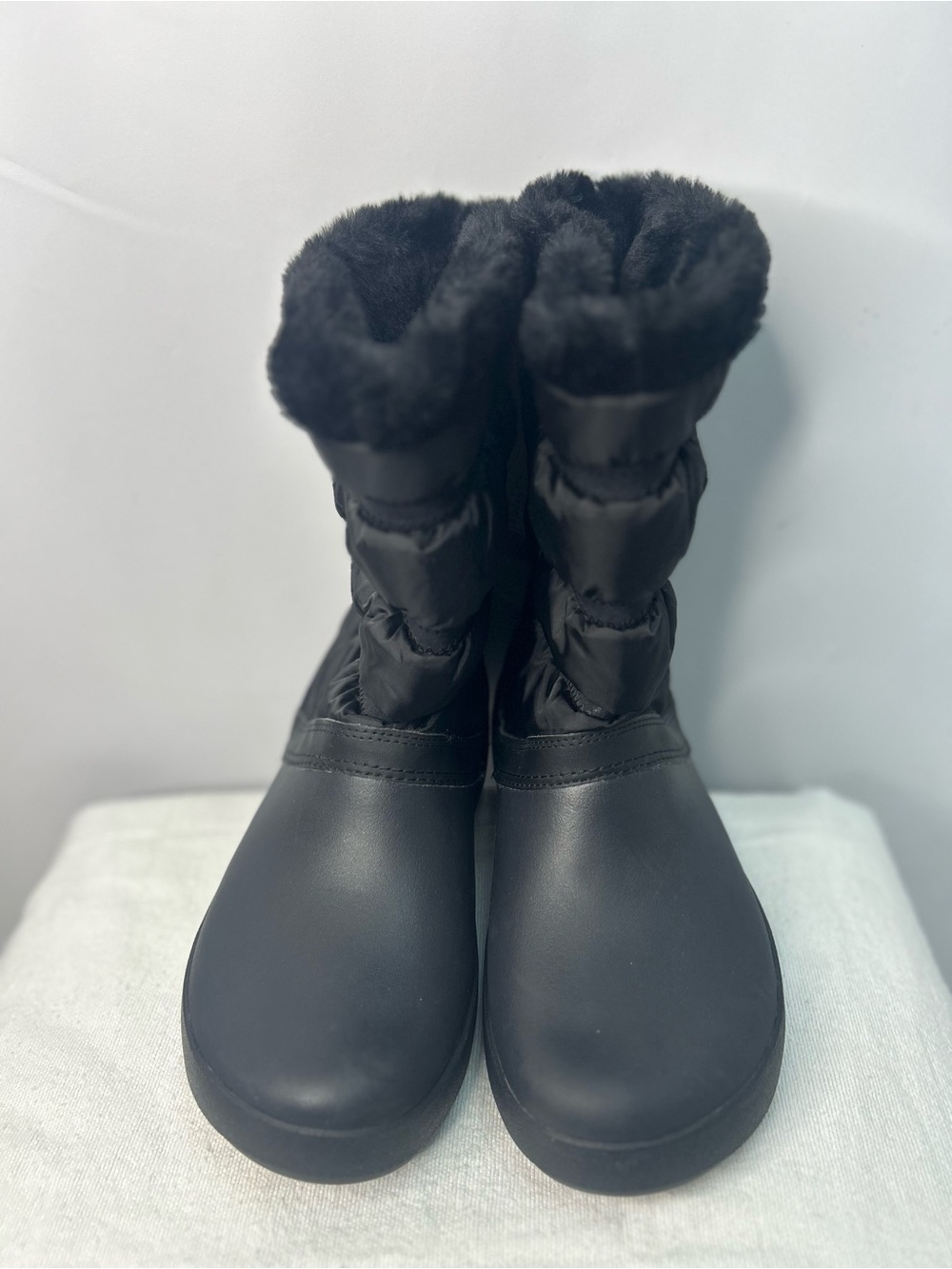 CROCS Black Puffer Winter Booties